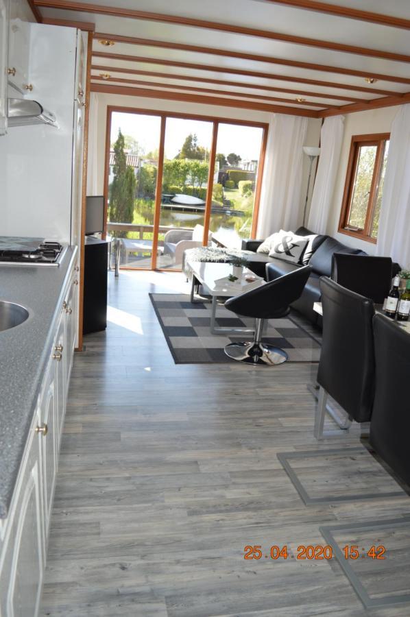 Vakantie Chalet มัคคุม ภายนอก รูปภาพ